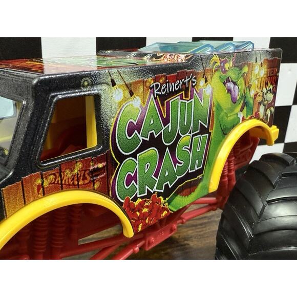 Hot Wheels Monster Trucks CAJUN CRASH Oversized Reinert's 1/24 Scale - Picture 7 of 9